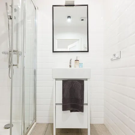 Chic - Center - Great Location - Podwale Apartment